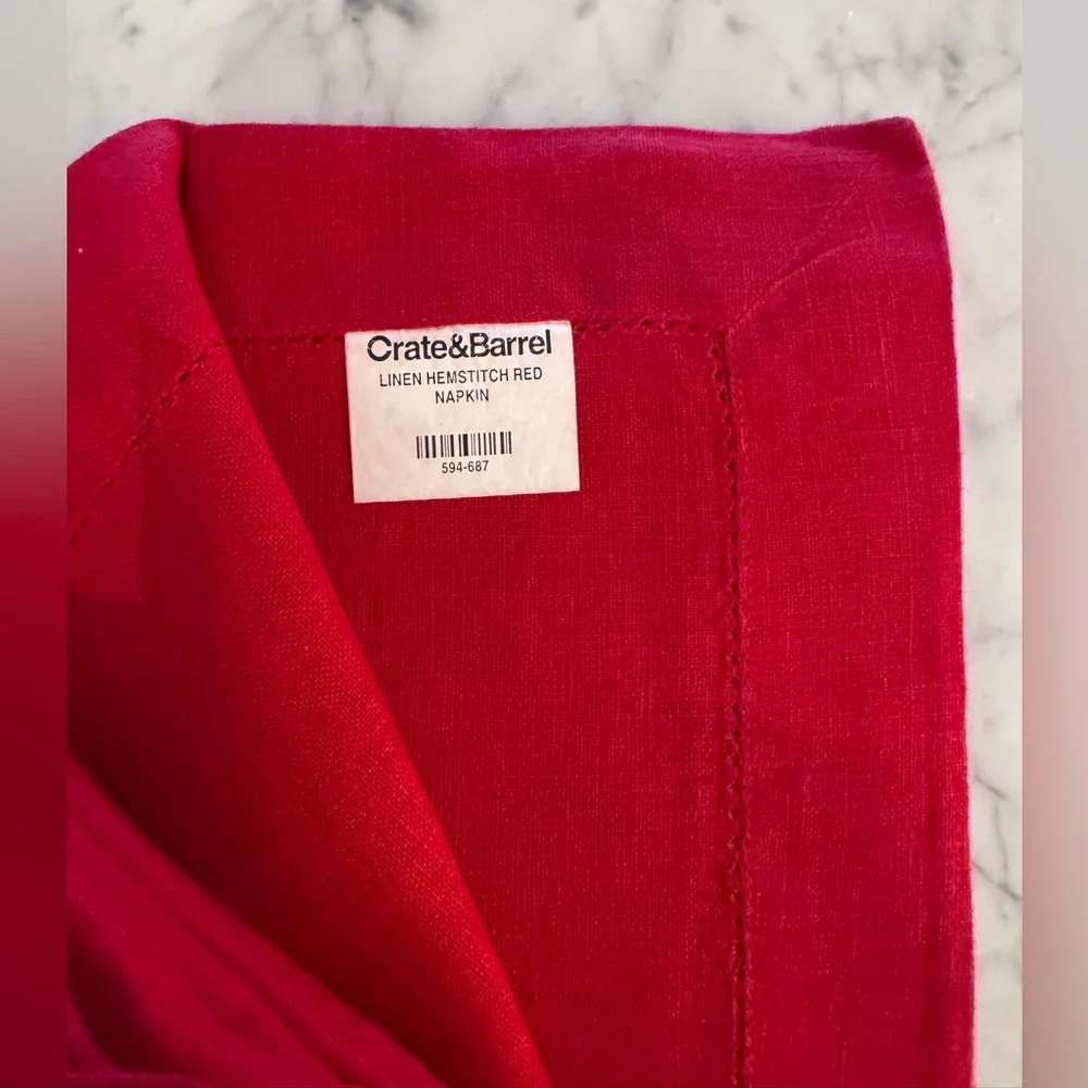 Crate and barrel linen Hemstitch napkins, set of 6, EUC